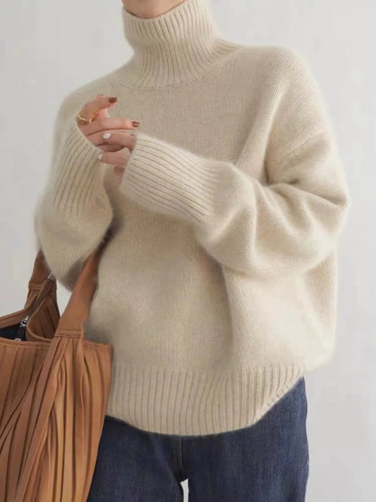 Calyssia | Women’s Oversized Cashmere Turtleneck Sweater