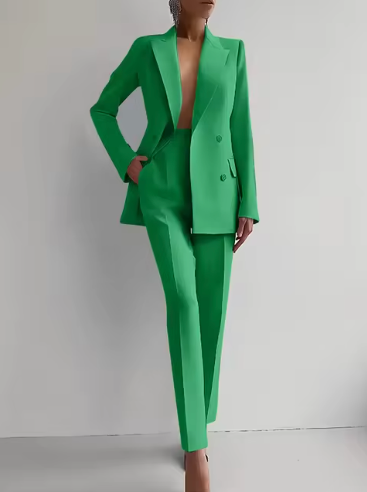 Alison | Women’s Elegant Blazer & Pleated Pants Suit