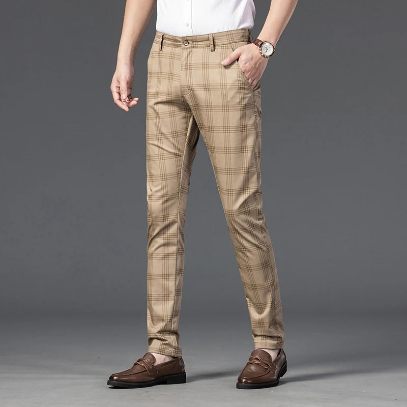 August | Men’s Plaid Straight-Leg Pants