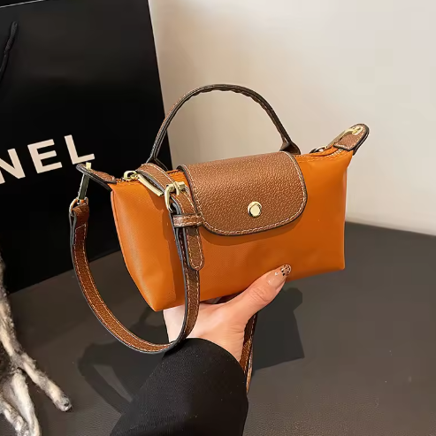 Serayne | Mini Leather Pouch – Compact Elegance for Every Moment