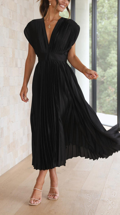 Silvana | Women’s Pleated Maxi Dress