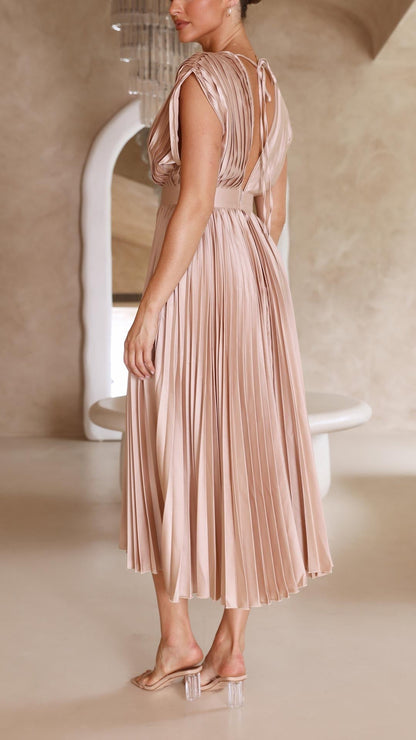 Silvana | Women’s Pleated Maxi Dress