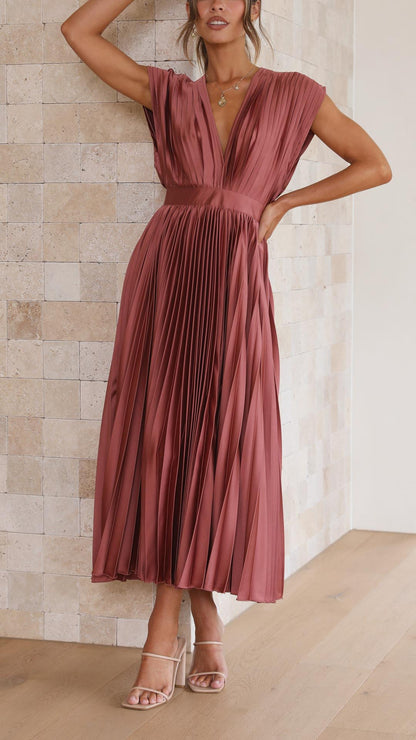 Silvana | Women’s Pleated Maxi Dress