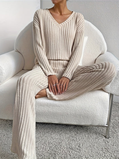 Wylera | Women’s Two-Piece Ribbed Lounge Set