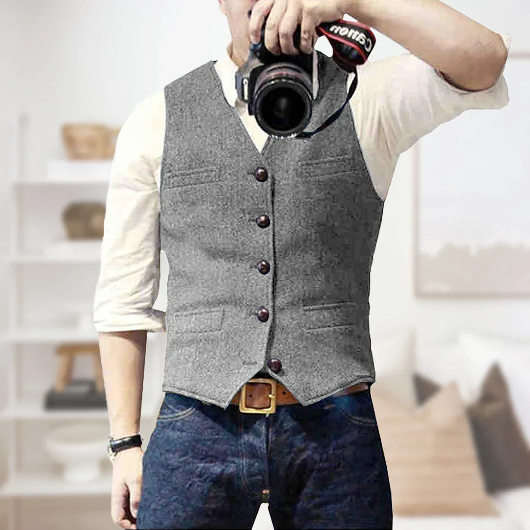 Aden Vest | Men’s Vintage-Inspired Sleeveless Layering Vest