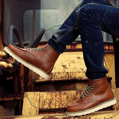 Callan | Men’s Lace-Up Moc Toe Streetwear Boots