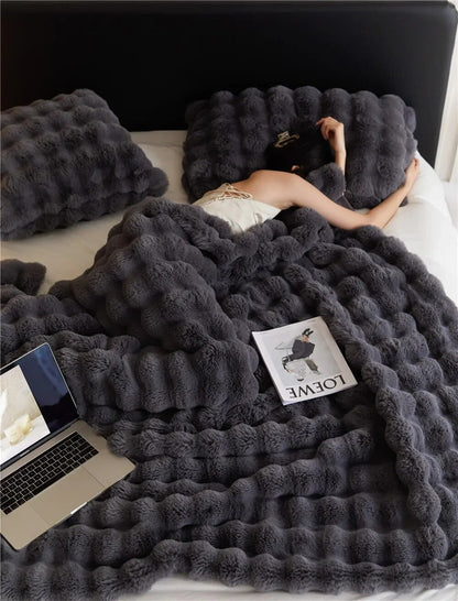 WarmWol | Premium Wool Blanket for Unmatched Comfort and Warmth